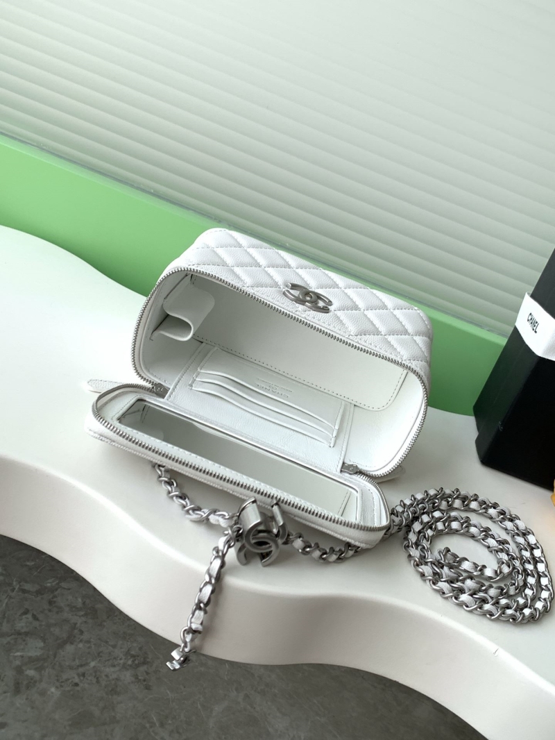 Ch**el cosmetic bags